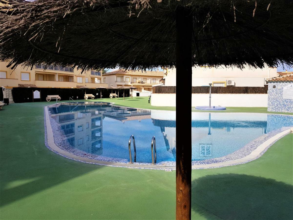 Apartamento Con Piscina En Oliva Nova Экстерьер фото
